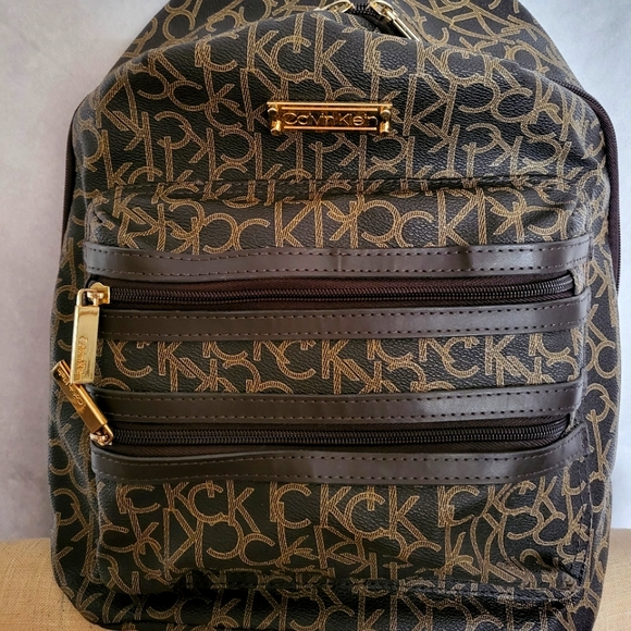 Calvin Klein Medium Back Pack - Picture 1 of 1